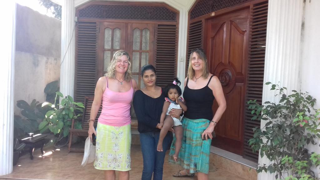 Travellers Home Kandy Bagian luar foto